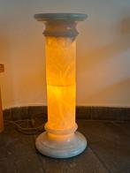 Vintage Albast Sokkel/Piëdestal met Lamp - 65cm, Ophalen of Verzenden, Gebruikt, Overige materialen, Minder dan 100 cm