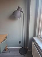 Grijze Ikea Hektar Vloerlamp, Huis en Inrichting, Lampen | Vloerlampen, Ophalen of Verzenden, Zo goed als nieuw, Metaal, 150 tot 200 cm