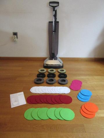 Boenmachine Bruynzeel voor alle houten vloeren en marmer beschikbaar voor biedingen