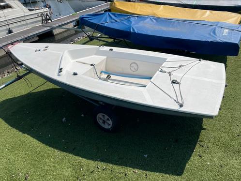 Splash zeilboot nr 366 + strandtrailer, Watersport en Boten, Open zeilboten, Gebruikt, Overige typen, 3 tot 6 meter, Polyester