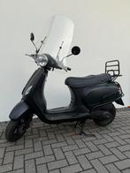 Momo Morino Scooter (Vespa look), Fietsen en Brommers, Ophalen, Maximaal 45 km/u, Zo goed als nieuw, Momo morino