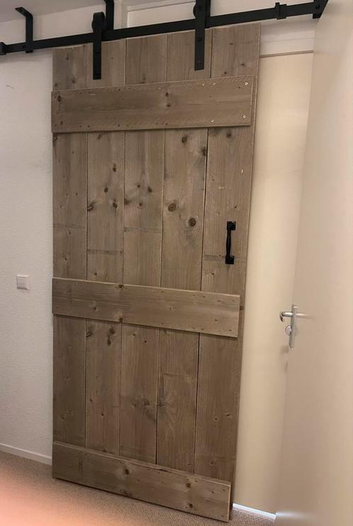 Robuuste Schuifdeur/loftdeur zo goed als nieuw, Doe-het-zelf en Verbouw, Deuren en Horren, Zo goed als nieuw, Binnendeur, 215 cm of meer