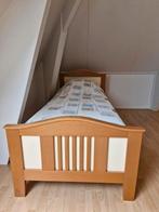 Eenpersoons bed inclusief matras 220 cm lang, Ophalen, 90 cm, Zo goed als nieuw, Hout