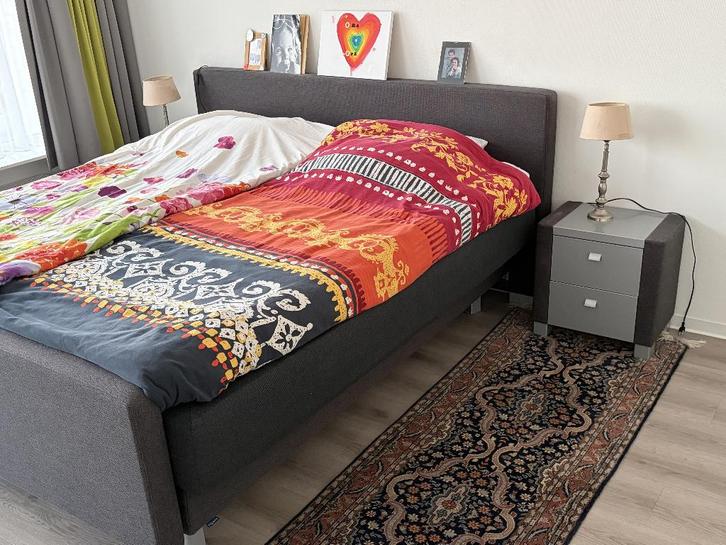 Boxspring 2 persoons (beweegbaar) - Pullman, Huis en Inrichting, Slaapkamer | Bedden, Gebruikt, Tweepersoons, 180 cm, 200 cm, Metaal