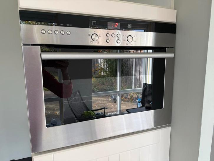 Siemens Combi-Magnetron HTHB84K, Witgoed en Apparatuur, Ovens, Gebruikt, Inbouw, Oven met grill, 45 tot 60 cm, 45 tot 60 cm, Hete lucht