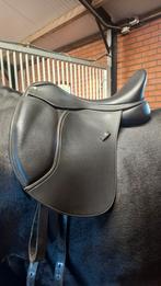 Nog nieuw! Wintec 500 HART dressuurzadel 17,5 inch, Dieren en Toebehoren, Paarden en Pony's | Zadels, Ophalen, Zo goed als nieuw