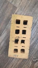 Geperforeerde bakstenen - 125 stuks - 21x11x5 - Hoofddorp, Ophalen