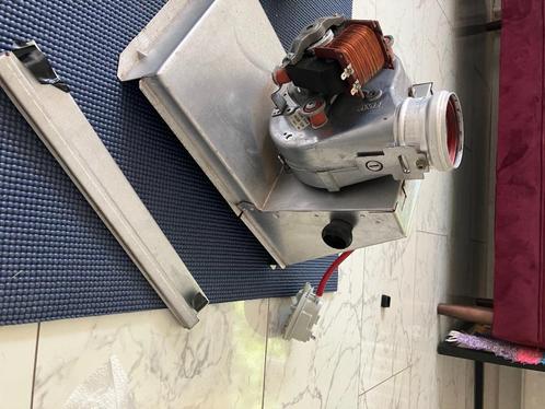 Ventilator Vaillant Geiser Mag Turbo 14-2/OL 11-2/OL GRO194, Doe-het-zelf en Verbouw, Geisers en Boilers, Zo goed als nieuw, Geiser