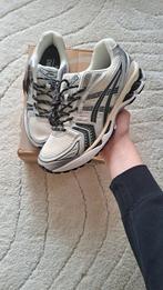Asics Kayano 14 - Gloednieuw! Maat 42,5, Kleding | Heren, Schoenen, Wit, Ophalen of Verzenden, Asics, Sneakers of Gympen
