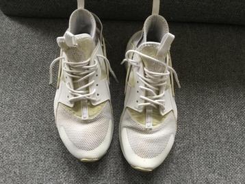 Nike air Huarache sneakers maat 38,5 beschikbaar voor biedingen