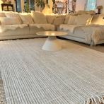 Wol de luxe - gemêleerd vloerkleed - fotoshoot, Ophalen, Zo goed als nieuw, 200 cm of meer, Crème