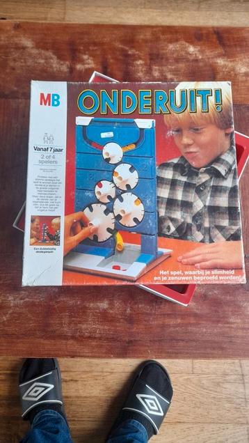 Onderuit! Klassieker jaren 70 1970 1977 compleet netjes  beschikbaar voor biedingen