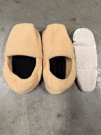 Kersenpit sloffen pantoffels, Kleding | Dames, Schoenen, Beige, Ophalen of Verzenden, Zo goed als nieuw, Pantoffels of Sloffen