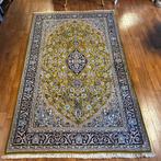 Trendy origineel Perzisch tapijt – 244 x 150 cm – Vloerkleed, Ophalen, 150 tot 200 cm, Crème, TTM Wonen