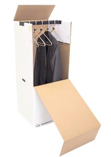 Verhuisdozen en garderobe dozen beschikbaar voor biedingen