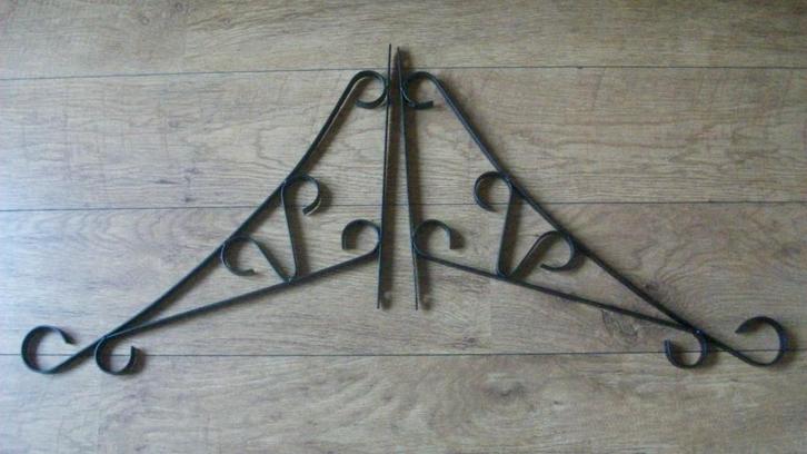 Sierlijke wandbeugels / muurbeugels, Huis en Inrichting, Woonaccessoires | Wandplanken en Boekenplanken, Nieuw, Ophalen of Verzenden