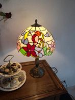 Mooie kleurrijke Tiffany Tafellamp diameter 30 cm, Ophalen of Verzenden, Nieuw, Glas, Tiffany