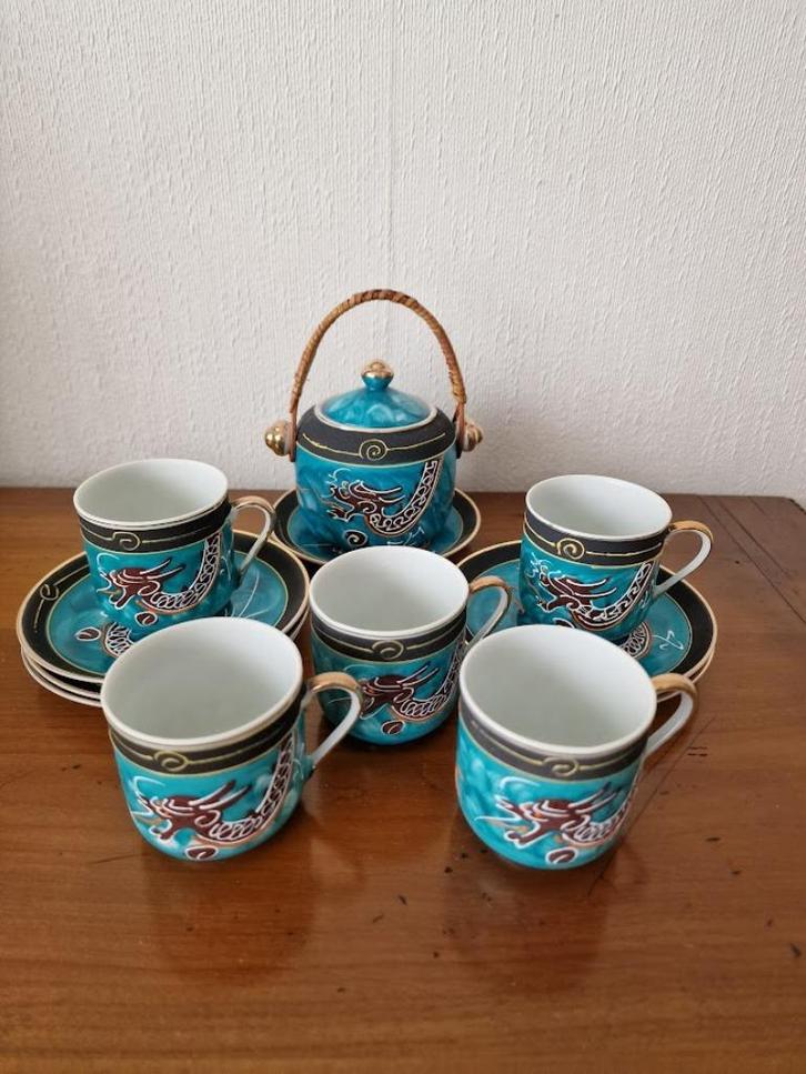 Porselein eierschaal servies Chinees handbeschilderd, Antiek en Kunst, Curiosa en Brocante, Ophalen of Verzenden