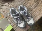 Hi-Tec sneakers maat 39, Ophalen of Verzenden, Zo goed als nieuw, Sneakers of Gympen