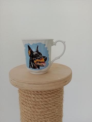 Dobermann Pincher Mok beschikbaar voor biedingen