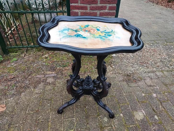 Willem III zwart gepolitourde tiltoptafel met spinnekoppoot., Antiek en Kunst, Antiek | Meubels | Tafels, Ophalen