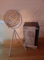 2 Wereldbollen op metalen voet - Nieuw in doos, Ophalen of Verzenden, Nieuw