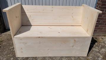 STEIGERHOUTEN TUINBANKEN. beschikbaar voor biedingen