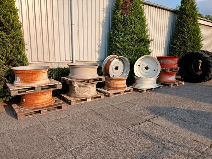 Diverse velgen met kleine steek 152x203, Zakelijke goederen, Agrarisch | Onderdelen | Banden, Velgen en Assen, Ophalen