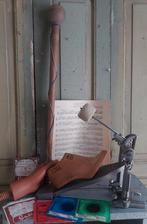 Vintage bass drum pedaal + 5 vintage gitaarsnaren in verpakk, Ophalen of Verzenden, Gebruikt, Drums of Percussie