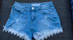 Amisu korte jeans kant/“scheuren” maat 34, Kort, Blauw, Ophalen of Verzenden, Zo goed als nieuw