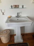 Klassieke wastafel met zuil., Huis en Inrichting, Badkamer | Badkamermeubels, Ophalen, 50 tot 100 cm, Zo goed als nieuw, Minder dan 100 cm