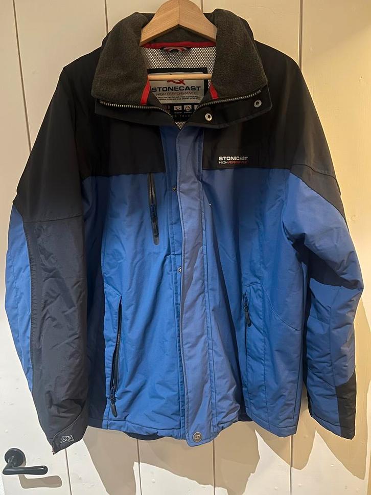 Blauwe Stonecast Winterjas Maat L, Kleding | Heren, Jassen | Winter, Zo goed als nieuw, Maat 52/54 (L), Blauw, Ophalen of Verzenden