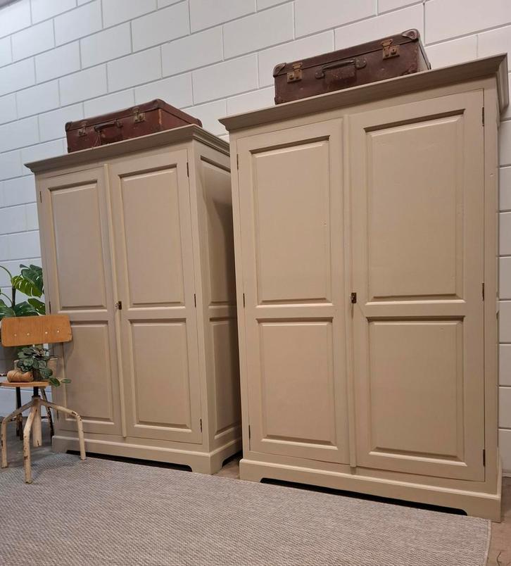 Brocante/Landelijke set houten kledingkasten, zandkleur, Huis en Inrichting, Kasten | Kledingkasten, Zo goed als nieuw, 150 tot 200 cm