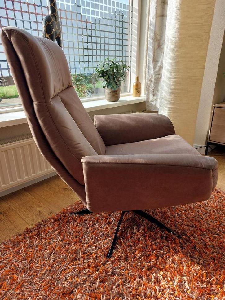 Draaifauteuil Langley stof jeep kleur taupe, Huis en Inrichting, Fauteuils, Gebruikt, Stof, 75 tot 100 cm, Minder dan 75 cm, Ophalen