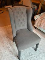 Taupe Eetkamer Oorstoel - Gecaptioneerd, Huis en Inrichting, Stoelen, Ophalen of Verzenden, Zo goed als nieuw, Eén, Stof