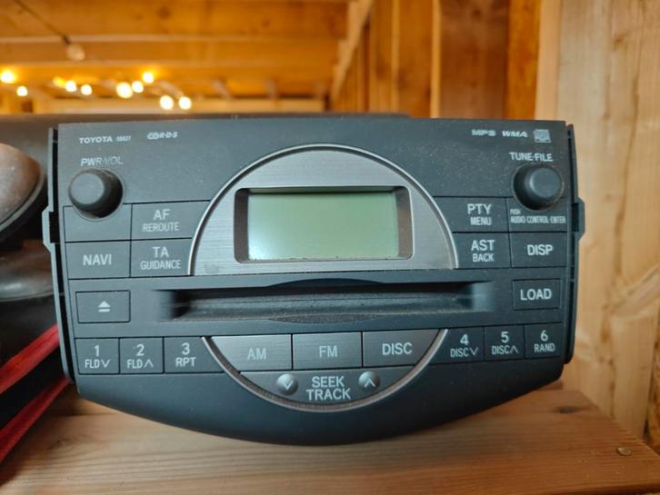 Toyota RAV4 MK3 Radio 58827 Origineel, Auto diversen, Autoradio's, Ophalen of Verzenden