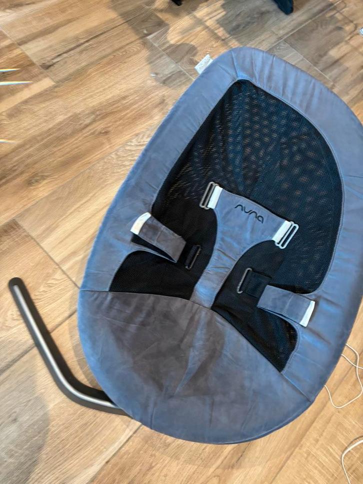 Nuna Leaf Wipstoel - Schommelstoel, Kinderen en Baby's, Wipstoeltjes, Gebruikt, Wipstoel, Overige merken, Met gordel(s) of riempje(s)