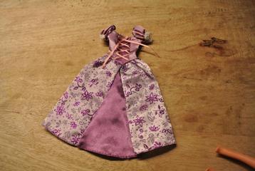 Barbie Jurkje Voor Disney Barbie/ nr. 61 beschikbaar voor biedingen