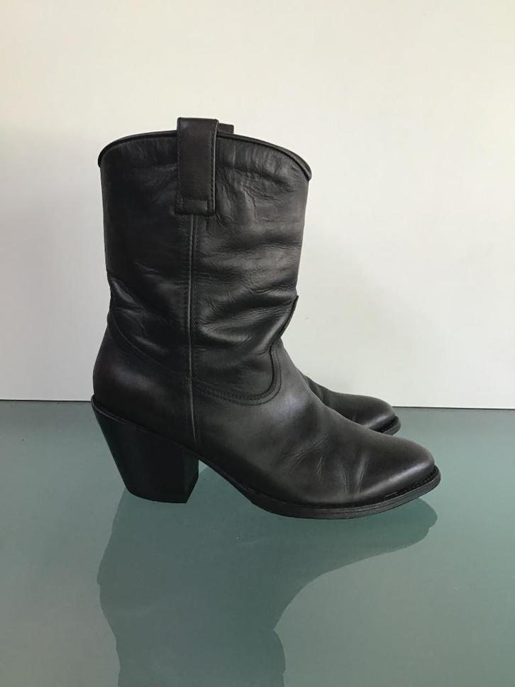 GRATIS VERZENDEN | SENDRA kekke bohemian bruine boots 39, Kleding | Dames, Schoenen, Zo goed als nieuw, Lage of Enkellaarzen, Bruin