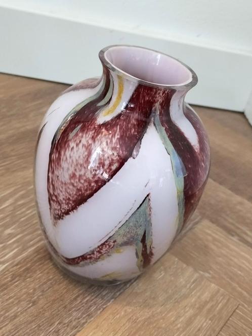 Handgemaakte Glazen Vaas – Uniek Design, Huis en Inrichting, Woonaccessoires | Vazen, Zo goed als nieuw, Rood, Minder dan 50 cm