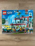 Lego 60330 - Lego City Ziekenhuis - *NIEUW*, Kinderen en Baby's, Speelgoed | Duplo en Lego, Ophalen of Verzenden, Nieuw, Complete set