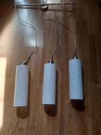 Leuke hanglamp met 3 witte glazen kelken, Huis en Inrichting, Lampen | Wandlampen, Ophalen, Zo goed als nieuw, Glas, Modern