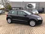 Volkswagen Polo 1.2-12V 5DRS AIRCO ELL PAKK LMV, Auto's, Voorwielaandrijving, Euro 5, Zwart, 1198 cc