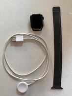 Apple Watch Series 5 (40mm) with black Milanese loop, Ophalen of Verzenden, Zo goed als nieuw, Zwart, IOS