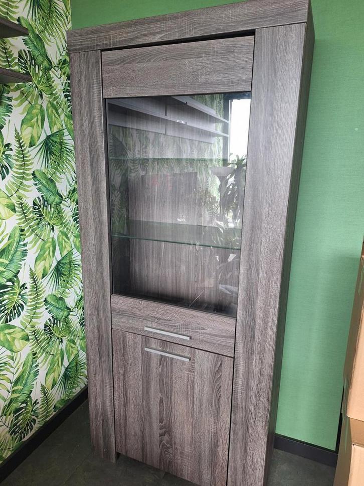 Mooie vitrinekast met Led, Huis en Inrichting, Kasten | Vitrinekasten, Zo goed als nieuw, 150 tot 200 cm, 50 tot 100 cm, 25 tot 50 cm