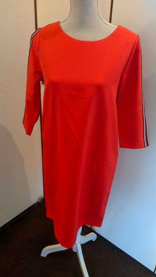 Knal rode vintage jurk met biezen - JBC - 38, Kleding | Dames, Jurken, Zo goed als nieuw, Maat 38/40 (M), Rood, Knielengte, Verzenden