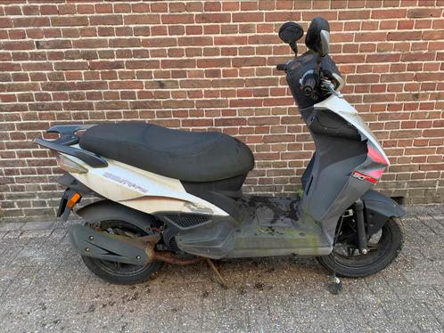 Loop of sloop kymco agility schade, onderdelen of restaurati, Fietsen en Brommers, Scooters | Kymco, Gebruikt, Agility, Maximaal 45 km/u