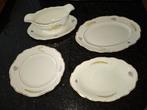 4 antieke servies delen.  Porcelein fabriek Walbrzych, Antiek en Kunst, Ophalen of Verzenden