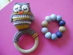 houten bijtring met gekleurde ballen en met wollige uil, Ophalen of Verzenden, Zo goed als nieuw, Overige typen