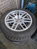 16 inch velgen met winterbanden 7Jx16H2 Volkswagen, Auto-onderdelen, Banden en Velgen, Ophalen, Gebruikt, 16 inch, 205 mm